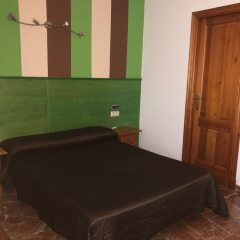 Hotel Arcos Rosalejo Coruña сейф в номере