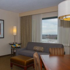 Embassy Suites by Hilton Portland Maine in Portland, United States of America from 362$, photos, reviews - zenhotels.com guestroom photo 3