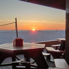 Отель Dolphin Beach Resort балкон