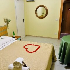 Отель Astoria Hotel& Ninfea SPA Италия, Фьюджи - отзывы, цены и фото номеров - забронировать отель Astoria Hotel& Ninfea SPA онлайн комната для гостей фото 2