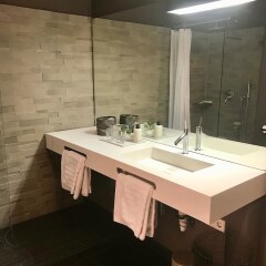 Апартаменты Best Deal in Town ! 'PURO' Exclusive Designer Apartment in the Center Мюнхен ванная фото 2