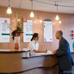 Отель ibis Marseille Timone спа