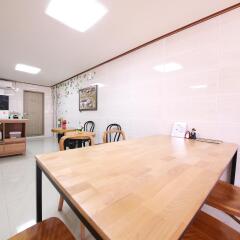 Отель Gana Myongdong Guesthouse в номере