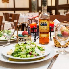 Отель Family Hotel Teteven Болгария, Тетевен - отзывы, цены и фото номеров - забронировать отель Family Hotel Teteven онлайн питание фото 2