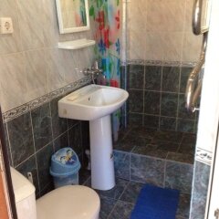 Гостиница Apriori Guest House в Сочи отзывы, цены и фото номеров - забронировать гостиницу Apriori Guest House онлайн ванная