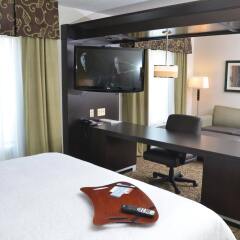 Отель Hampton Inn & Suites Sharon, PA удобства в номере
