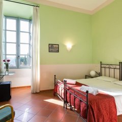 Отель Domus Sessoriana Италия, Рим - 12 отзывов об отеле, цены и фото номеров - забронировать отель Domus Sessoriana онлайн комната для гостей