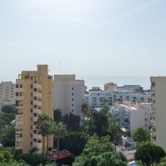 Отель MalagaSuite Beach Solarium & Pool Торремолинос пляж