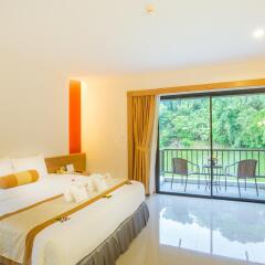 Отель Tinidee Golf Resort at Phuket комната для гостей
