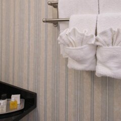 Отель Red Coach Inn США, Ниагара-Фолс - отзывы, цены и фото номеров - забронировать отель Red Coach Inn онлайн сейф в номере