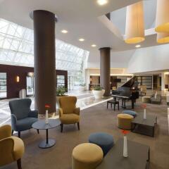 Отель Ramada Plaza Antwerp гостиничный бар