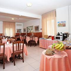 Отель Albergo Athena питание фото 3