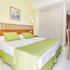 Universal Hotel Bikini комната для гостей фото 3