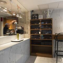 S Box Sukhumvit Hotel развлечения