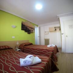 Отель Hostal Rober удобства в номере фото 2
