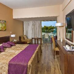 Отель Crystal Springs Beach 4* Улучшенный номер
