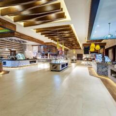 Отель Royalton Bavaro Resort & Spa - All Inclusive Доминикана, Пунта Кана - отзывы, цены и фото номеров - забронировать отель Royalton Bavaro Resort & Spa - All Inclusive онлайн питание фото 3