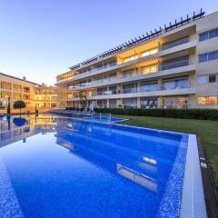 Отель Laguna Resort - Vilamoura Португалия, Виламура - отзывы, цены и фото номеров - забронировать отель Laguna Resort - Vilamoura онлайн бассейн