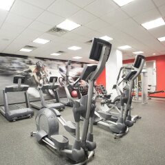 Radisson Hotel Valley Forge фитнесс-зал