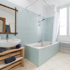 Отель Garibaldi Bed and Breakfast Франция, Ницца - отзывы, цены и фото номеров - забронировать отель Garibaldi Bed and Breakfast онлайн ванная фото 2