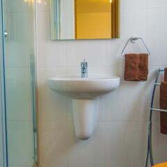 Отель Harbour View Host Family Bed and Breakfast ванная