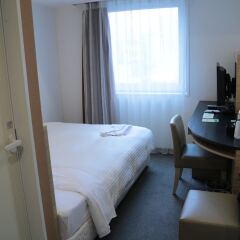 Отель Sotetsu Fresa Inn Tokyo-Kyobashi Япония, Токио - отзывы, цены и фото номеров - забронировать отель Sotetsu Fresa Inn Tokyo-Kyobashi онлайн сейф в номере