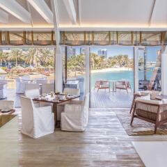 Отель Beach Rotana All Suites фото 2