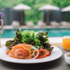 Hotel IKON Phuket питание