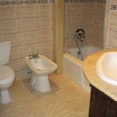 Отель Le Zat Марокко, Уарзазат - 1 отзыв об отеле, цены и фото номеров - забронировать отель Le Zat онлайн ванная фото 2