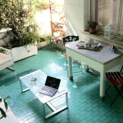 Отель Superior 5 BD & BR Apt in Vatican Area бассейн