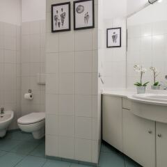 Отель P&O Apartments Plac Europy Польша, Варшава - отзывы, цены и фото номеров - забронировать отель P&O Apartments Plac Europy онлайн ванная