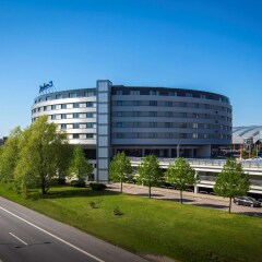 Отель Radisson Blu Hamburg Airport Гамбург вид на фасад