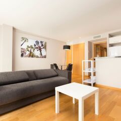 Отель AinB Sagrada Familia Apartments Испания, Барселона - 2 отзыва об отеле, цены и фото номеров - забронировать отель AinB Sagrada Familia Apartments онлайн комната для гостей фото 17