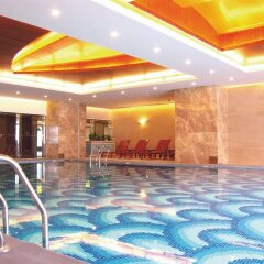 Leeden Hotel Guangzhou с домашними животными