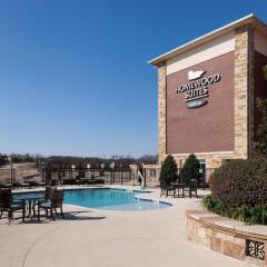 Отель Homewood Suites Denton бассейн фото 2