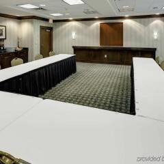 Отель Hampton Inn & Suites Columbus Polaris Колумбус помещение для мероприятий