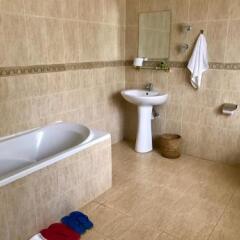 Altezza Lodge in Moshi, Tanzania from 107$, photos, reviews - zenhotels.com bathroom photo 2