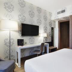 Отель NH Collection Milano President 5* Номер категории Премиум с различными типами кроватей фото 16