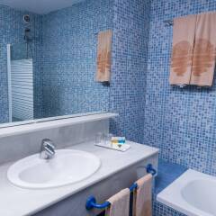 Отель SBH Fuerteventura Playa - All Inclusive ванная фото 2