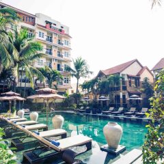 Отель Mercure Hoi An бассейн