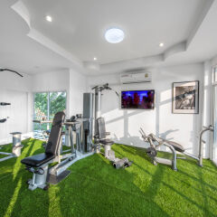 Отель DaVinci Pool Villa Pattaya фитнесс-зал