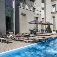 Отель Le Nouvel Hotel & Spa Канада, Монреаль - 1 отзыв об отеле, цены и фото номеров - забронировать отель Le Nouvel Hotel & Spa онлайн бассейн фото 3