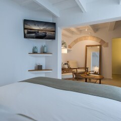 Отель S'Hotelet D'Es Born - Suites And Spa Испания, Сьюдадела - отзывы, цены и фото номеров - забронировать отель S'Hotelet D'Es Born - Suites And Spa онлайн комната для гостей фото 5