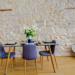 Отель Stunning Fully-renovated Workshop - 2br в номере