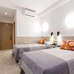 Отель Hostal Castilla II Puerta del Sol комната для гостей фото 2