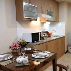 Апартаменты J Town serviced Apartments в номере фото 2