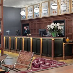 Отель H10 Montcada Boutique Hotel Испания, Барселона - 1 отзыв об отеле, цены и фото номеров - забронировать отель H10 Montcada Boutique Hotel онлайн интерьер отеля фото 3