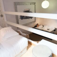 Отель Irooms Jacuzzi Suites Италия, Рим - отзывы, цены и фото номеров - забронировать отель Irooms Jacuzzi Suites онлайн удобства в номере фото 2