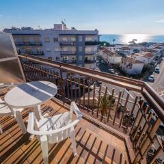 Отель Apartaments AR Europa Sun Испания, Бланес - отзывы, цены и фото номеров - забронировать отель Apartaments AR Europa Sun онлайн балкон