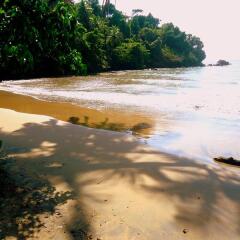 Отель Mermaid Bay Maggona пляж